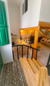 Mezzanine 4 Faro