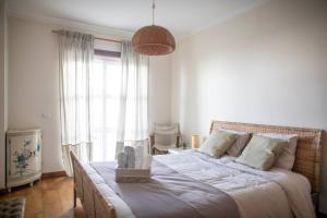 Middle of the bay 2 bedroom apartment