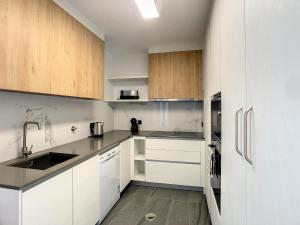 MightyMike Apartment by MHM