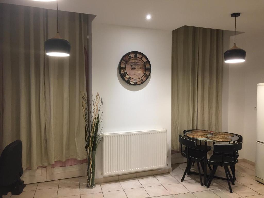 Millésime St Rèmi 21 Rue Saint-Rémi, 33000 Bordeaux