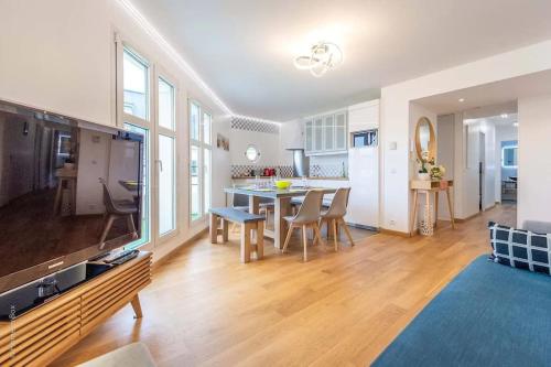 Milly apartment next to Disneyland BMYGUEST