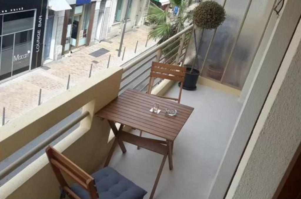 Mimont by Welcome to Cannes 18 Rue Mimont, 06400 Cannes