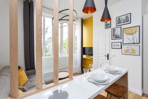 Appartement Mini Loft 2 personnes proche Montmartre Rez de chaussée 39 Rue du Poteau 75018 Paris Île-de-France