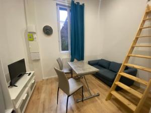 Mini studio avec mezzanine