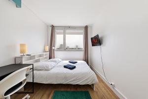 Mirabeau- 8 Places- Free Parking Gratuit-Wifi