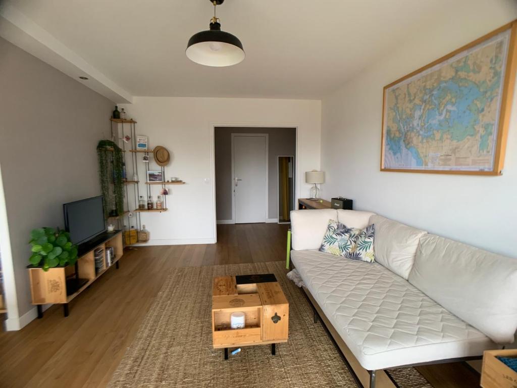 Mirabeau Studio