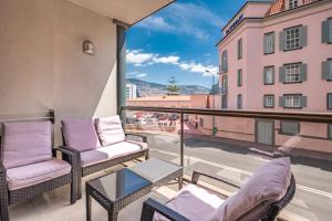 Miramar Apartment with pool by HR Madeira