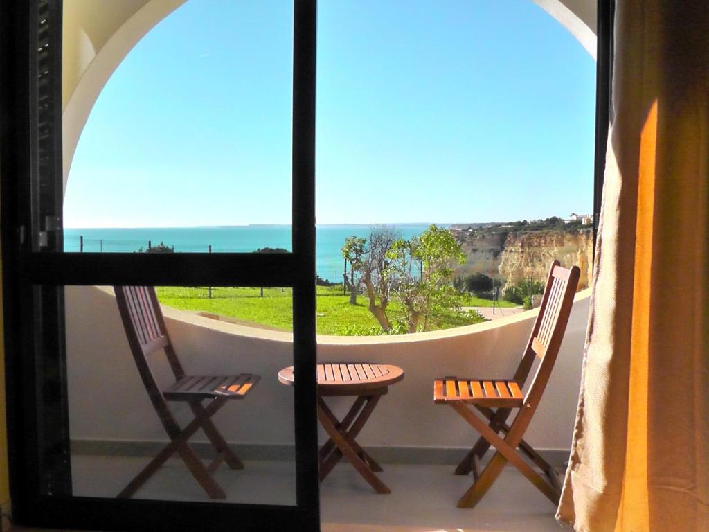 Miramar Urbanizacao Algarvesol, Apartamentos Colinasol - No 1001 (apartamento Miramar), 8400-525 Carvoeiro