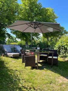 Mitten in der Natur : Ferienwohnung mit 3 Schlafzimmern, neu eingerichtet