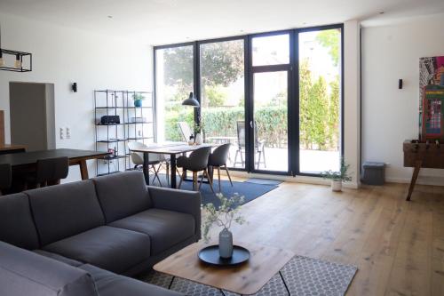 MIXWERK. HOME - Living & Workspace
