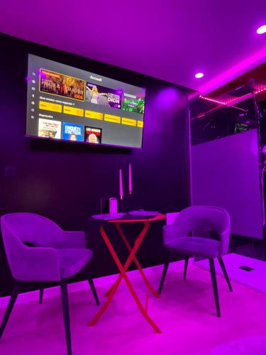 MJ Lust Room