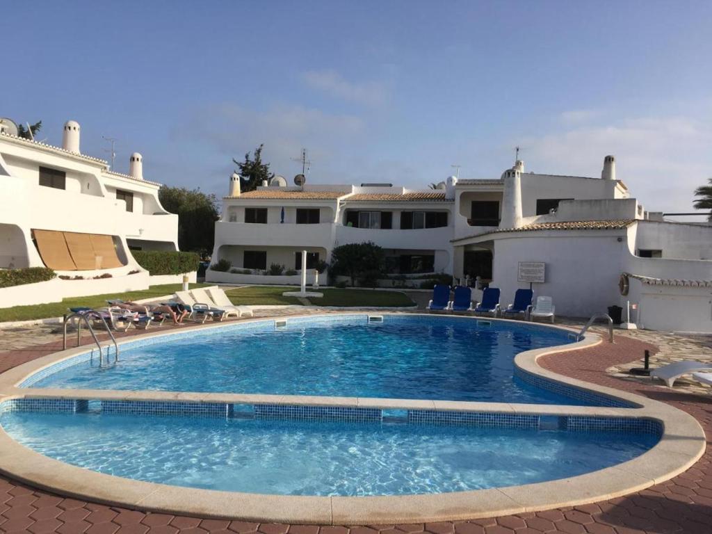ML Carvoeiro Mar Apartment Rua dos Moinhos, Urb. Carvoeiro Mar 2A, 8400-534 Carvoeiro