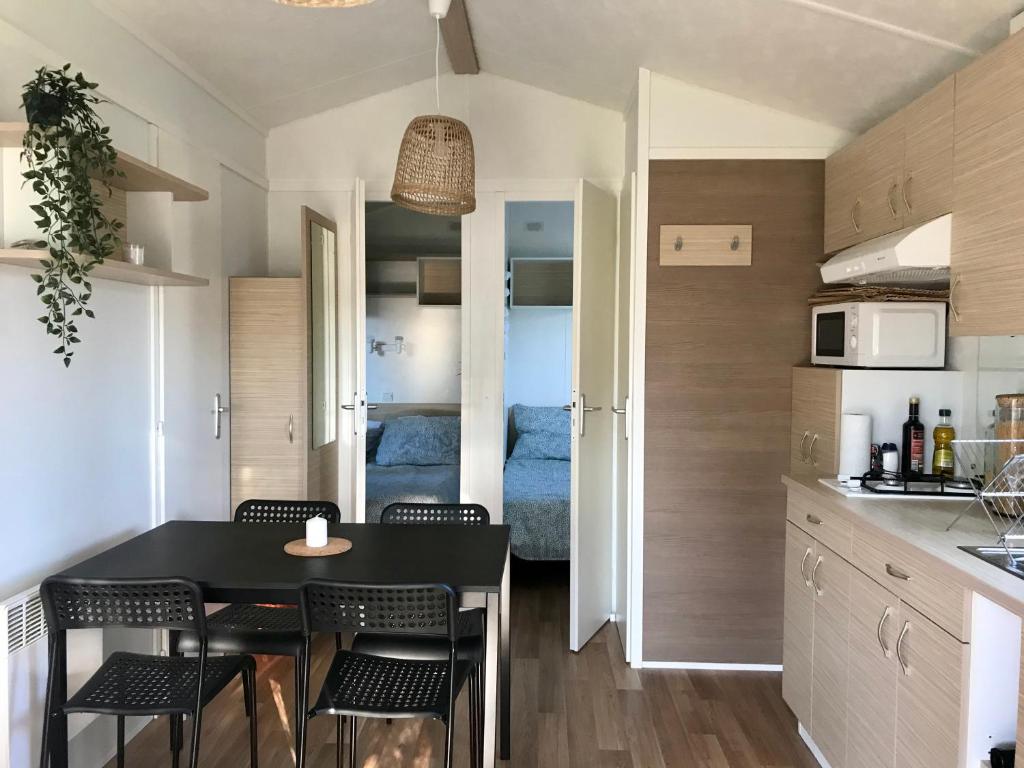 Mobilhome Camping Les Viviers Claouey - Lege Cap Ferret 1 Avenue Léon Lesca, 33950 Lège-Cap-Ferret