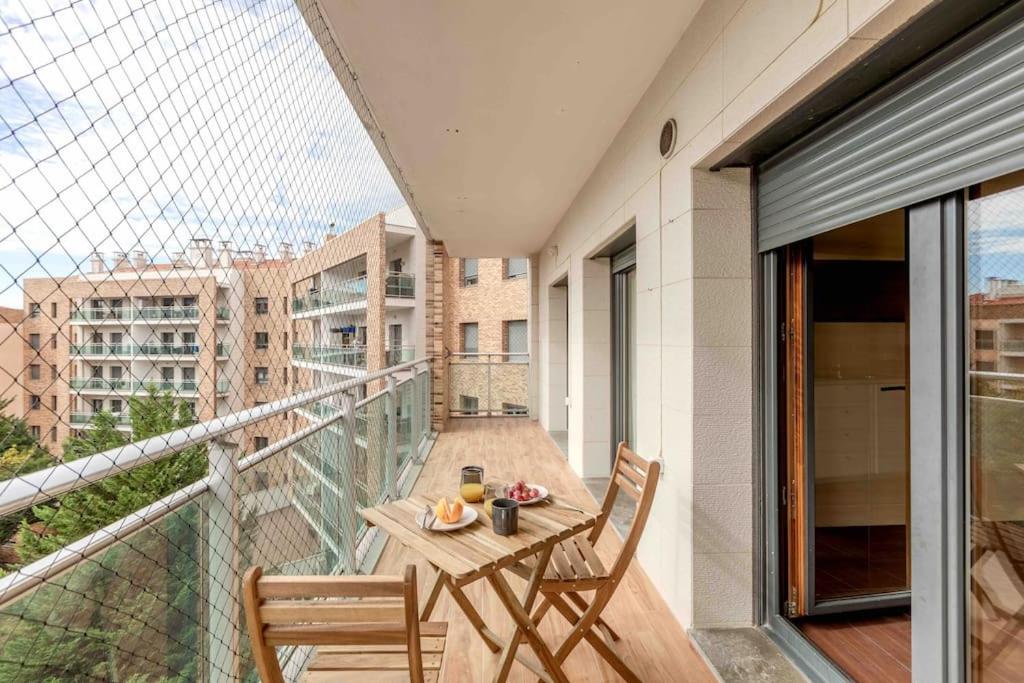 Appartement Modern 2-bedroom apartment 15 min from city center 23 Avenida Fernando Valle 4b 2700-608 Amadora