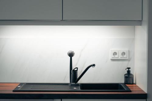 Modern 2 R-Apartment/Netflix/Fitness/Billiard