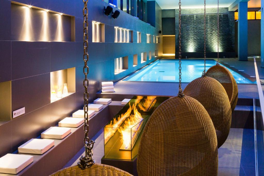 Modern 2BR 5* pool gym spa garage Mont-Blanc view