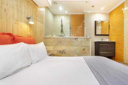 Modern Alfama Studio