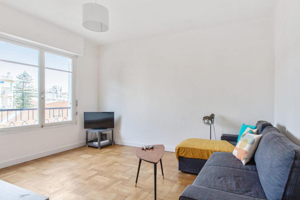 Appartement Modern and bright flat in a calm street close to Nice station - Welkeys 7 rue Henry de Cessole 06100 Nice