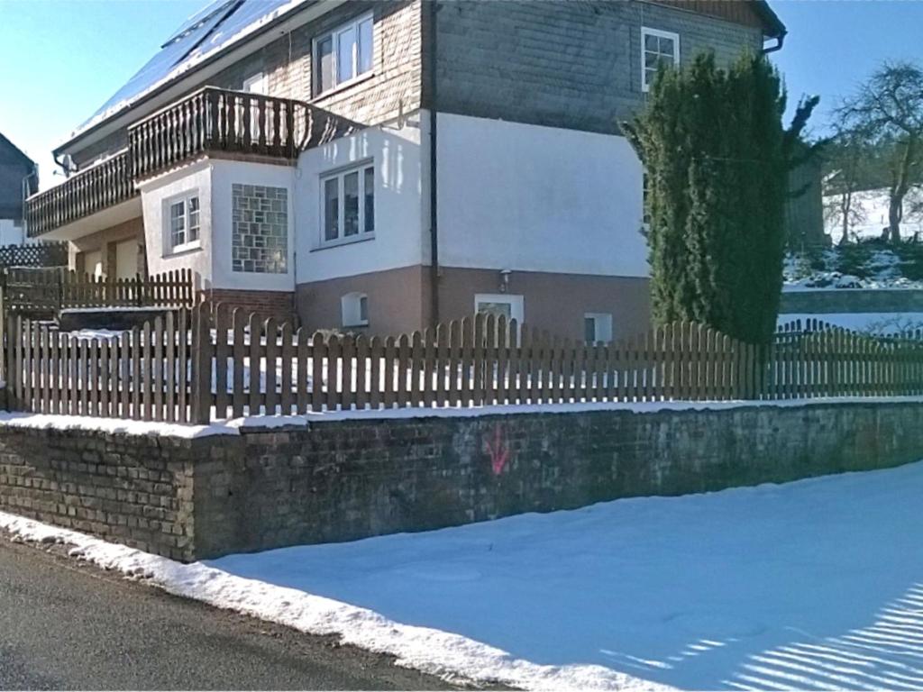 Modern apartment between Winterberg and Willingen with balcony , 59964 Medebach