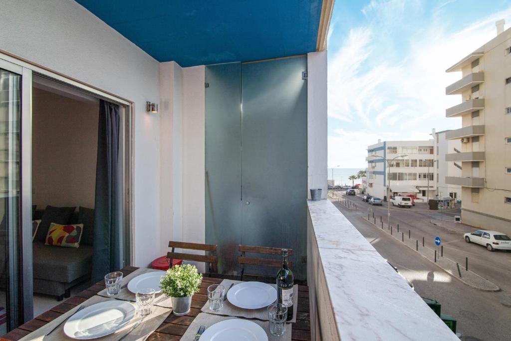 Appartement Modern Apartment by the Sea Rua Portas do Mar, 4, Torre Azul, 1ºB 8125-094 Quarteira