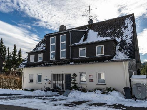 Modern apartment in K stelberg with private balcony