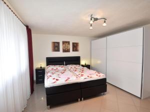 Modern Apartment in Kropelin near the Sea