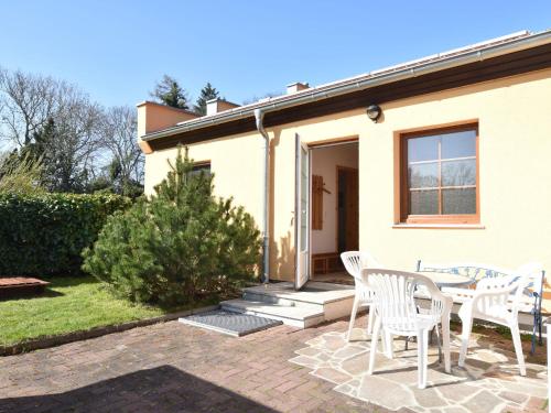 Modern Apartment in Rerik with Private Garden