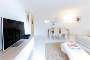 Modern apartment with 2 terraces pool tennis and parking - BENAKEY