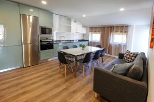 Modern Apartment With Garden
