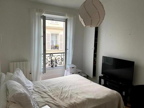 Modern Appartement w/ Tour Eiffel View in the 7th