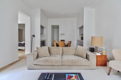 Modern Apt 3BDR/3BTH - Louvre Museum/Tuileries