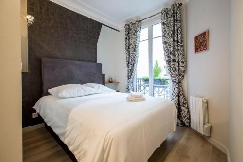 Modern arty flat close to Saint-Germain des Près