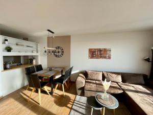 Modern ausgestattetes Apartment mit Panoramablick