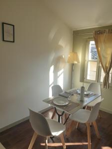 Appartement Modern Duplex Apartment Centre Ville D'avignon 41 place de la principale 84000 Avignon Provence-Alpes-Côte d\'Azur