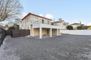 Modern flat 3 min to the beach close to Marineland Antibes - Welkeys