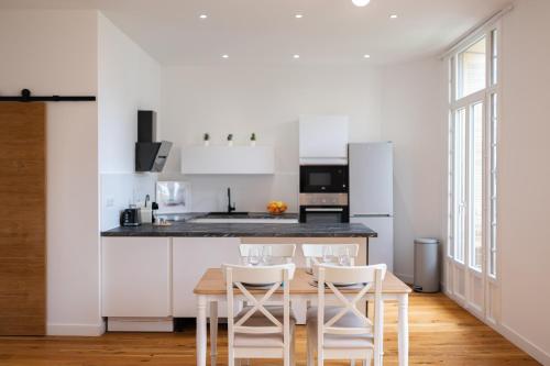 Modern flat, Cannes city center, 10 min from the sea