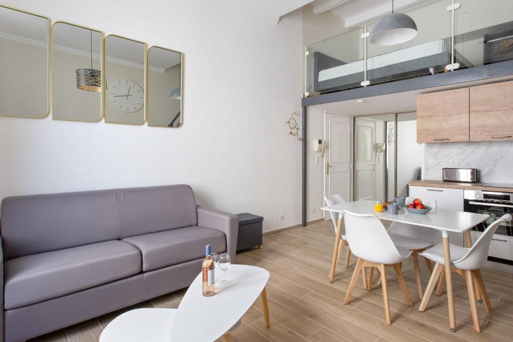 Modern flat in the heart of Nice and 6 minutes from the sea - Welkeys 8B Avenue Jean Médecin, 06000 Nice