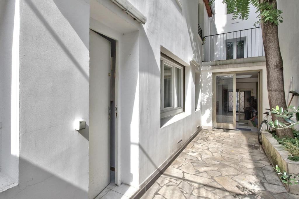 Modern flat on courtyard at the heart of Paris close to BNF - Welkeys 73 rue Albert, 75013 Paris