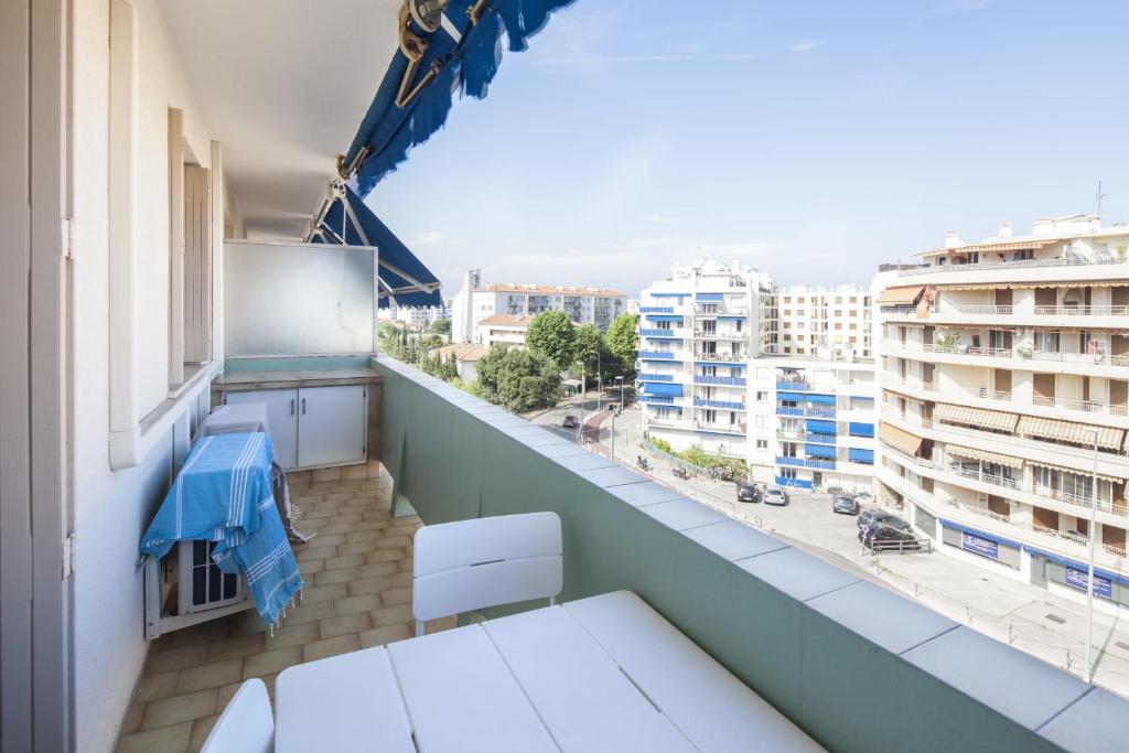 Modern flat with balcony at the heart of Antibes - Welkeys 12 chemin Fournel Badine, 06600 Antibes