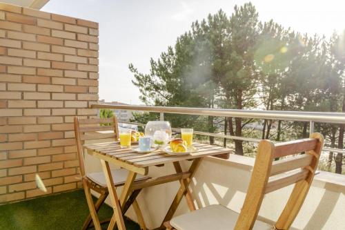 Modern Gaia with Balcony by Homing