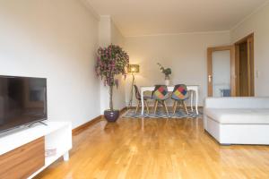 Modern Leca by Homing