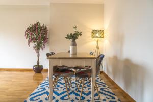 Modern Leca by Homing