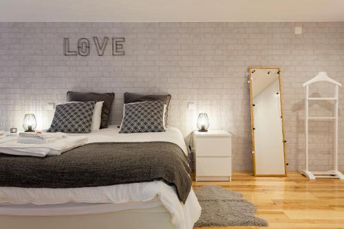 Modern Loft in Bica -JJ Apartment's