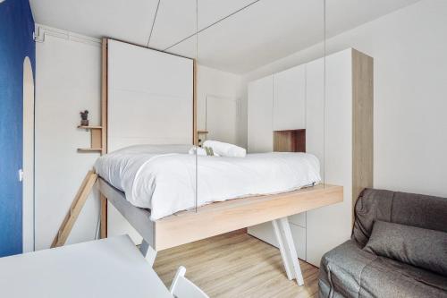 Modern studio on courtyard in the heart of the 13th district - Welkeys