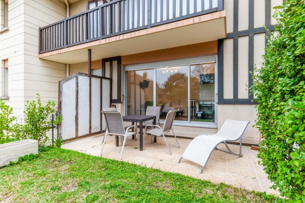 Appartement Modern studio with garden nearby Cabourg beach - Welkeys 35 avenue Aristide Briand 14390 Cabourg