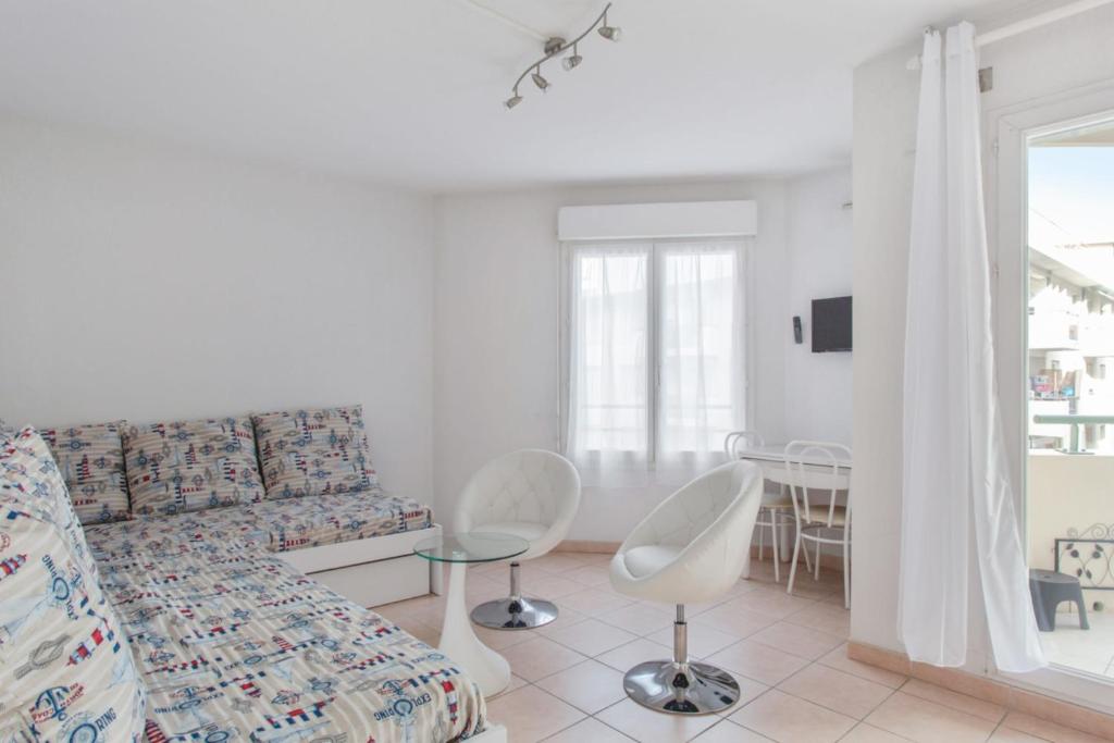 Appartement Modern studio with terrace in Nice center 3 min to the beach - Welkeys 144 rue de France 06000 Nice