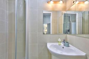 Modern T2 10 minutes walk from Parc des Princes