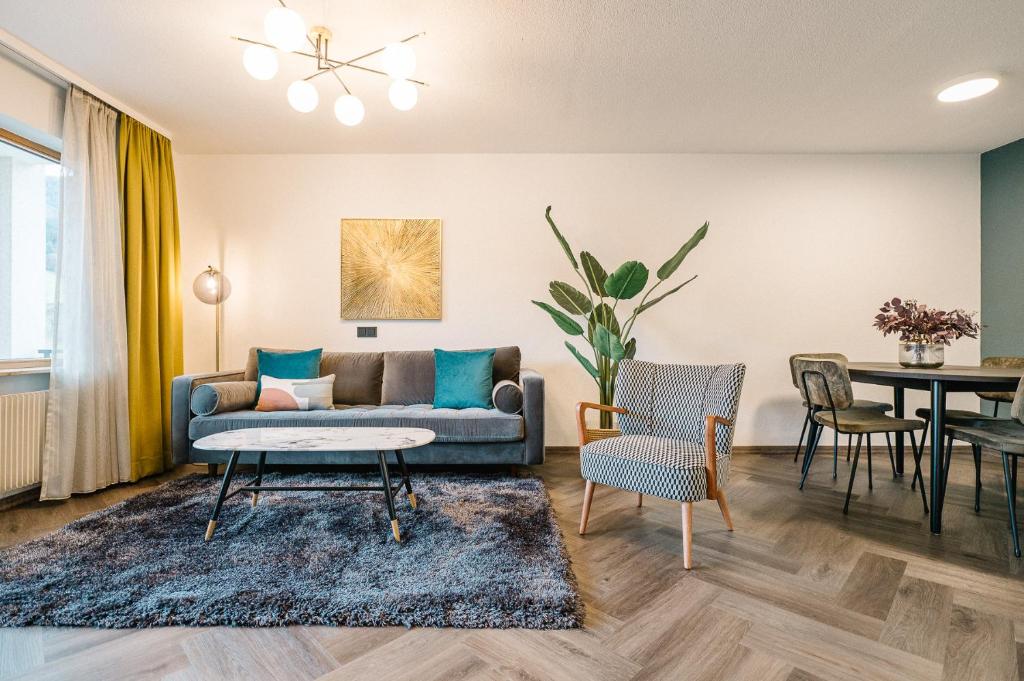 Moderne 3 Zi-FeWo \ Talstraße Ferienparadies Ochsen 29, 79263 Simonswald