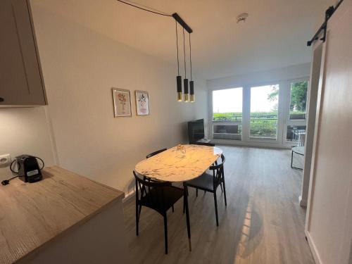 Moderne 3-Zi-Wohnung mit Meerblick direkt am Strand