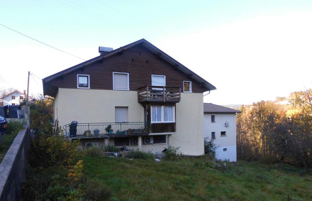 Moderne 3BR Netflix,Kaffee,Wifi,Parken